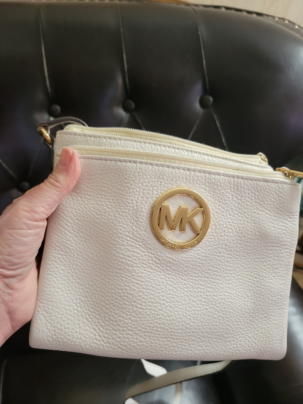 Michael Kors White Pebbled Leather Crossbody with Gold MK Medallion - Picture 8 of 10